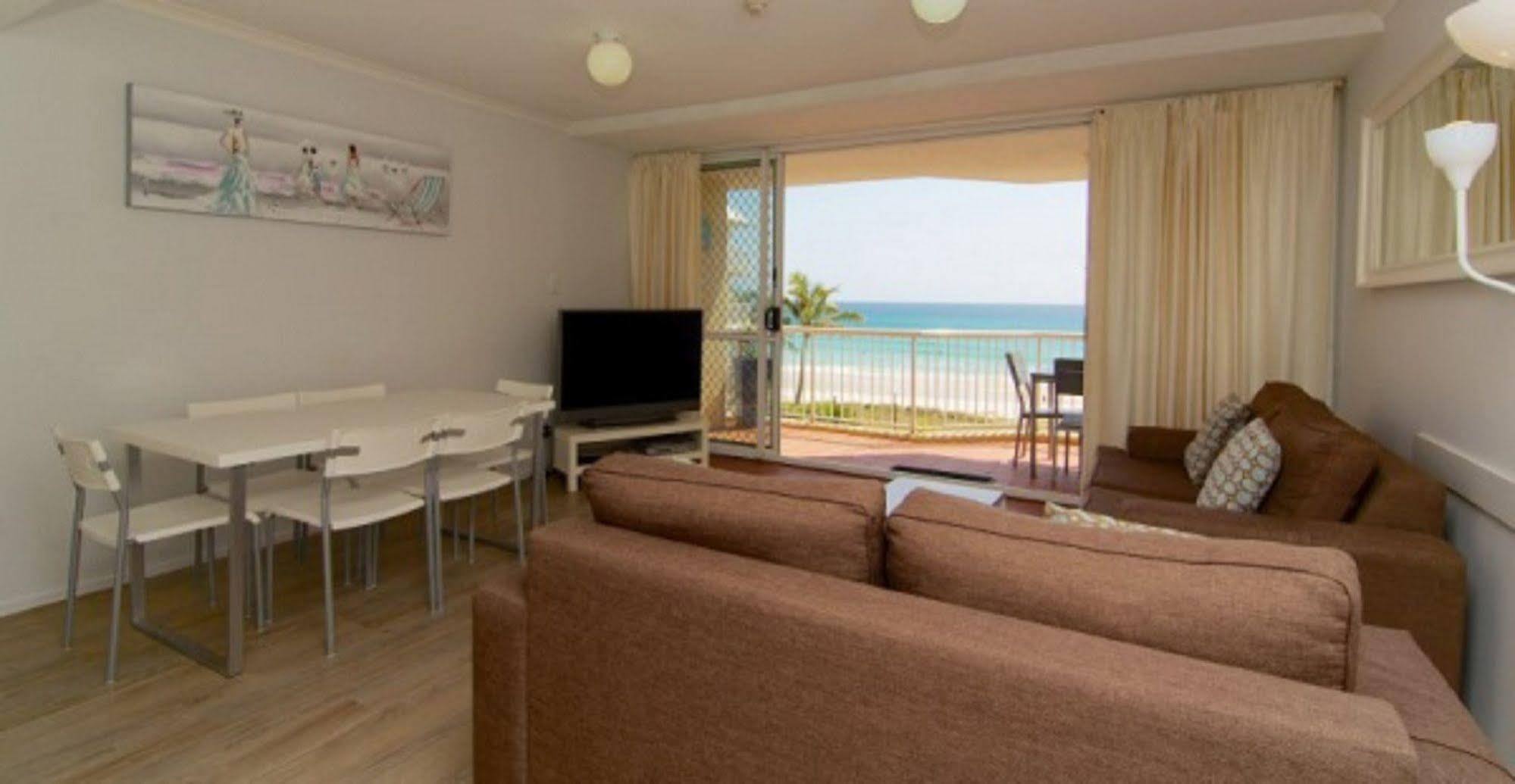 Crystal Beachfront Apartments Голд-Кост Экстерьер фото
