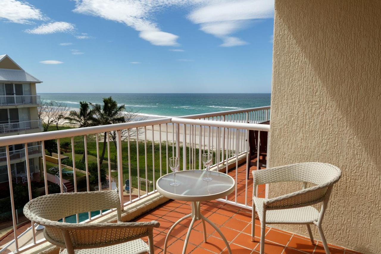 Crystal Beachfront Apartments Голд-Кост Экстерьер фото