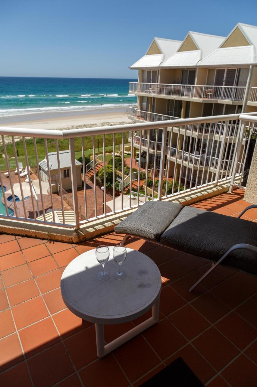 Crystal Beachfront Apartments Голд-Кост Экстерьер фото